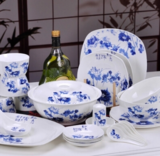 景德镇方形56头骨质瓷餐具套装 青花釉中